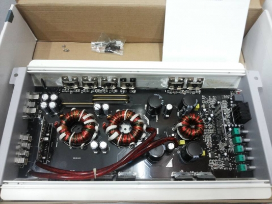 ขายพาวเวอร์ CLASS D  2300 watts ของใหม่ ถูกๆ