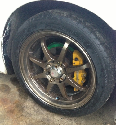 ขายแม็ก CE28 ตัวเหมือน  ขอบ16 สี่รู100 พร้อมยางไปเลย