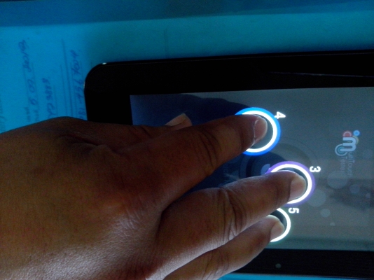 Pad จอวายสกีน แมม 8 gb ทีส 5 จุด แอนดอย 4.0 Pad จอวายสกีน แมม 8 gb ทีส 5 จุด แอนดอย 4.0