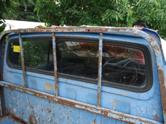 ขายรถDATSUN  ช้างเหยียบ 1500 สภาพตามรูป ขายตามสภาพ เครื่องยนต์ติดปกติ ขับได้ ได้ทำการแปลงใส่ดิสหน้าแล้ว เบรคหนึบๆครับ   แต่ขาดแบตเตอรี่ใส่ พร้อมเล่มทะเบียนและเอกสารเจ้าของ