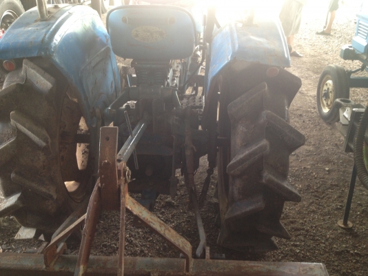 ขายรถไถเล็กฮีโน่โมโต 23แรง รุ่นตะแกงถี่ ซื้อเก่านอกมา2ปี