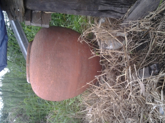 ขายตุ่่มอญโบรราณ100กว่าปีสภาพสวยงามมาก มี 2 ใบคู่ ขายตุ่่มอญโบรราณ100กว่าปีสภาพสวยงามมาก มี 2 ใบคู่