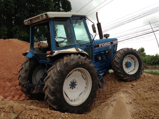 FORD 8210 4WD