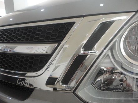 ครอบโครเมี่ยมกระจังหน้า Hyundai H1 ครอบโครเมี่ยมกระจังหน้า Hyundai H1