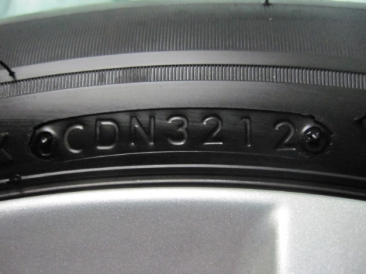 ขายล้อแม็ก Mazda 3 พร้อมยางป้ายแดง ขอบ 16 สภาพสวยมากๆ ขายล้อแม็ก Mazda 3 พร้อมยางป้ายแดง ขอบ 16 สภาพสวยมากๆ