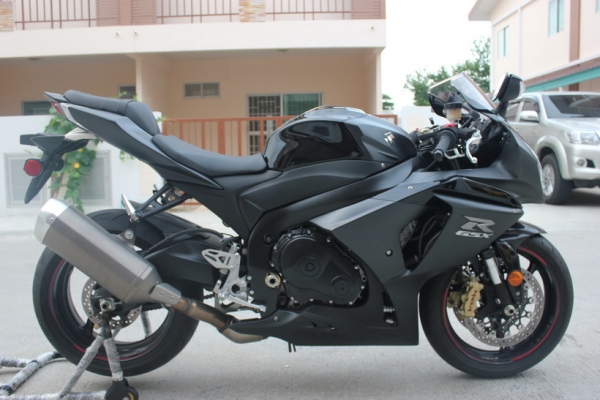 ...((ใหม่ล่าสุด))SUZUKI GSXR1000 L2 ปี2012 รถใหม่0โล คู่มือครบ
