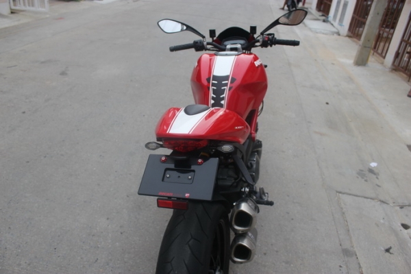 ขาย DUCATI MONSTER 1100 EVO ABS ปี2012 อินวอยล์พร้อมสรรพสามิต