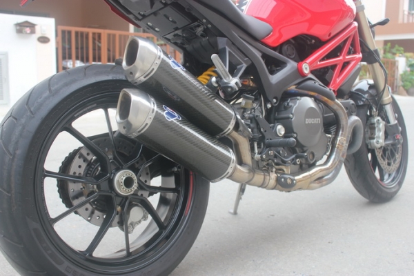 ขาย DUCATI MONSTER 1100 EVO ABS ปี2012 อินวอยล์พร้อมสรรพสามิต