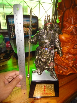 องค์เทพเจ้ากวนอู เทพเจ้าแห่งโชคลาภ บารมีและความสำเร็จ มีไว้คนเกรงขามบริวารและผู้คนนับถือเนื้อชิน มีไว้ดีแน่ องค์เทพเจ้ากวนอู เทพเจ้าแห่งโชคลาภ บารมีและความสำเร็จ มีไว้คนเกรงขามบริวารและผู้คนนับถือเนื้อชิน มีไว้ดีแน่