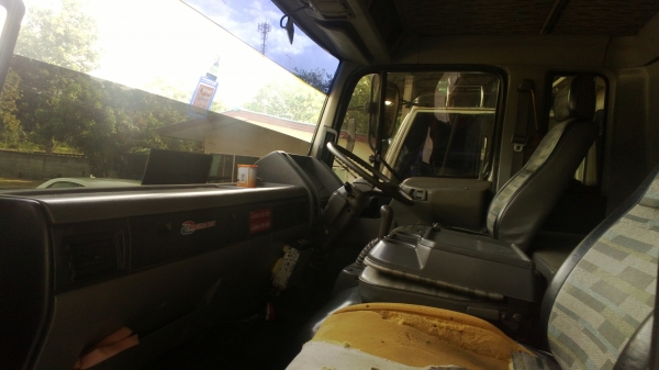 6ล้อรั้วFF3HJL 195แรง ห้างแท้ หัวบาง ยางเรเดี่ยนสวยเต็ม...