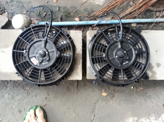 ขายพัดลมไฟฟ้า12โวล์ขายใหม่แต่เก่าเก็บครับ