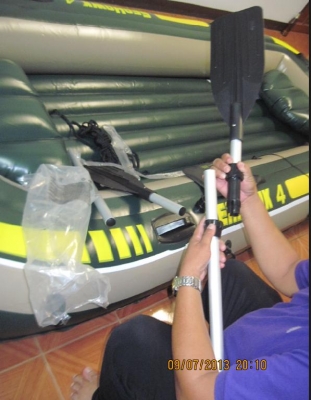 ขายเรือขายSeahawk4 พร้อมเครื่องhangkai3.5(ปี2013)พร้อม แท่นเครื่องแสตนแลสอย่างดี และ เต้นกันแดด ขาย 21.000-