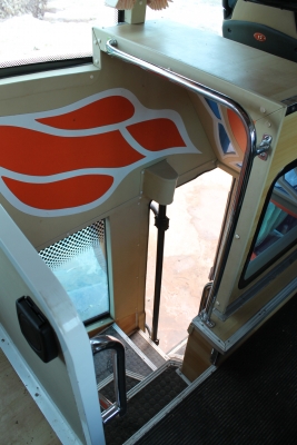 ขายรถบัส8ล้อ2ชั้นMitsubishiจดประกอบใหม่หมดทั้งคัน