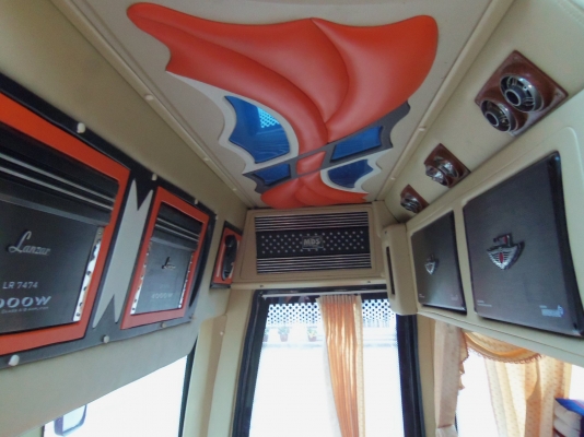 ขายรถบัส8ล้อ2ชั้นMitsubishiจดประกอบใหม่หมดทั้งคัน