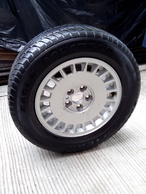 ขายยาง 205/65/15 สภาพดี ติดแม็ค volvo940