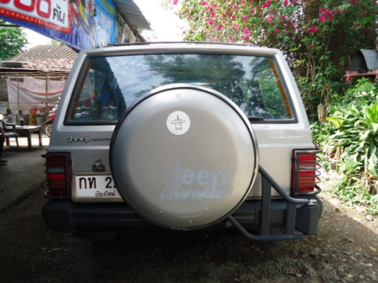 ขาย JEEP CHEROKEE 2.5 (2,500CC) MANUAL ปี97 สภาพดีเครื่องแน่นๆครับ เครื่องเดิมๆ พร้อมใช้งานครับ แอร์เย็นๆ ระบบไฟฟ้าใช้ได้หมดครับ ไม่เคยติดแก๊สครับ อยู่เชียงใหม่ ยางสี่เส้นใหม่ๆเลยครับ และสายพานใหม่ๆครับ ดูแลรักษาเครื่องยนต์ตลอด ขาย JEEP CHEROKEE 2.5 (2,500CC) MANUAL ปี97 สภาพดีเครื่องแน่นๆครับ เครื่องเดิมๆ พร้อมใช้งานครับ แอร์เย็นๆ ระบบไฟฟ้าใช้ได้หมดครับ ไม่เคยติดแก๊สครับ อยู่เชียงใหม่ ยางสี่เส้นใหม่ๆเลยครับ และสายพานใหม่ๆครับ ดูแลรักษาเครื่องยนต์ตลอด
