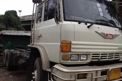 สิบล้อ HINO FL227 เครื่อง EM100 รถสภาพสมบูรณ์ ขายเฉพาะหัวกับคัซซี สิบล้อ HINO FL227 เครื่อง EM100 รถสภาพสมบูรณ์ ขายเฉพาะหัวกับคัซซี