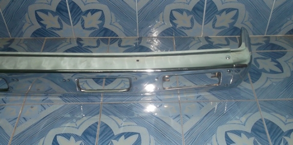 ขายกันชนหน้าดัทสัน 720 ของเเท้ใหม่เก่าเก็บ