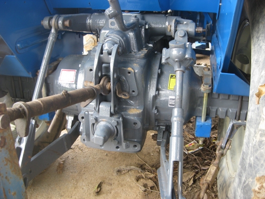 ขาย FORD 6640 New Holland 4x4WD เกียร์กลาง ปี 95 ทะเบียนเต็มพร้อมโอน