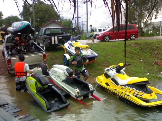 แนะนำร้านซ่อมเครื่องเรือและเจทสกี