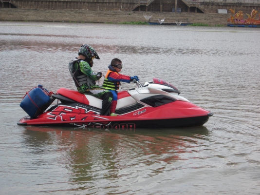 แนะนำร้านซ่อมเครื่องเรือและเจทสกี