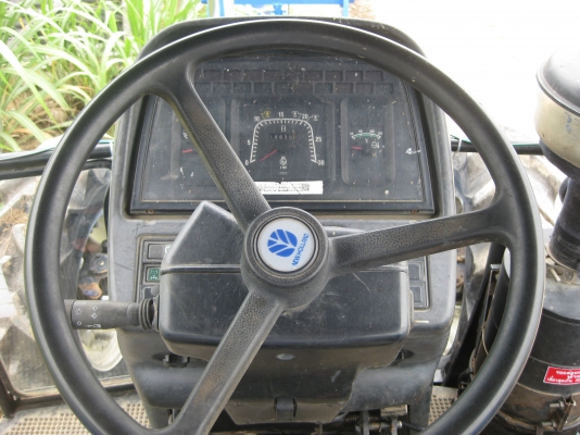 ขาย FORD TS90 กรองใหญ่ รถออกป้ายแดงปี 2004 ทะเบียนเต็มพร้อมโอน