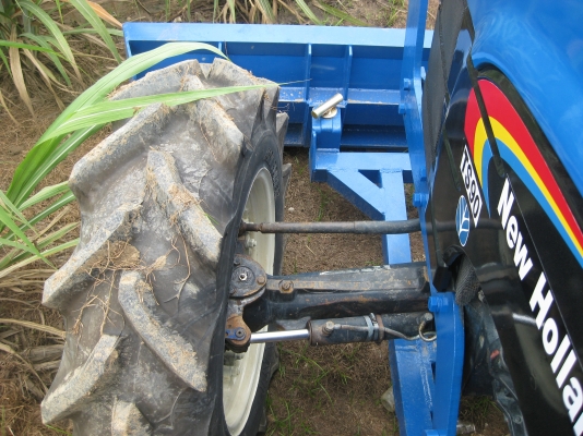 ขาย FORD TS90 กรองใหญ่ รถออกป้ายแดงปี 2004 ทะเบียนเต็มพร้อมโอน