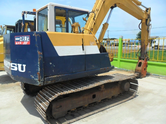 Komatsu PC60-6 บุ้งกี๋ + หัวเจาะ เก่านอก สภาพเต็ม ๆ