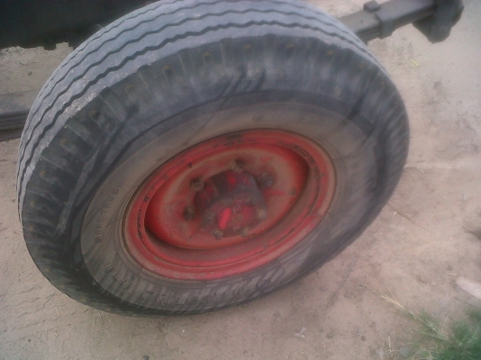 -ขายด่วน 4 ล้อกลาง  88  ปี 2536  แห้งแท้ๆ   ครับเดิมบาง มี 2คัน 516000  บาท