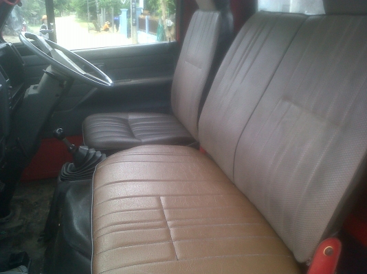 -ขายด่วน 4 ล้อกลาง  88  ปี 2536  แห้งแท้ๆ   ครับเดิมบาง มี 2คัน 516000  บาท