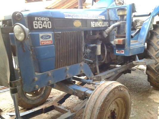 ขายรถไถ Ford 6640