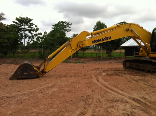 ขายรถขุด Komatsu PC-200