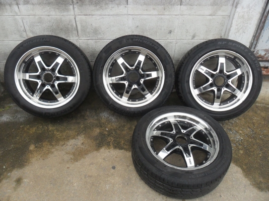 ล้อแม็ก 17นิ้ว 6รู พร้อมยาง 225/50R17 สวยๆ 4 ล้อ ราคา 8900 บาท