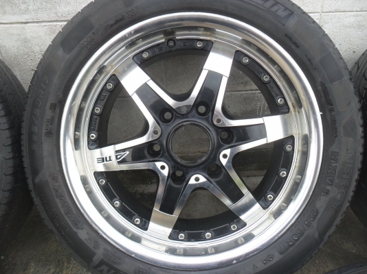 ล้อแม็ก 17นิ้ว 6รู พร้อมยาง 225/50R17 สวยๆ 4 ล้อ ราคา 8900 บาท