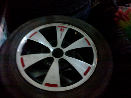 ขายแมกซ์ Triton Plus พร้อมยาง 225/55/16 ปี12  1 ชุด