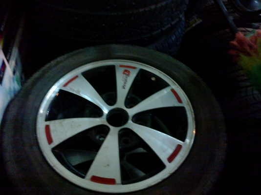 ขายแมกซ์ Triton Plus พร้อมยาง 225/55/16 ปี12  1 ชุด