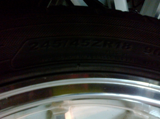 ขายแมกซ์ขอบ 18 6รู ถูกๆๆๆๆ