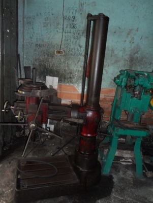 ขายครับขายเครื่องเจาะเรเดียส สภาพสวย พร้อมใช้ 55000 บาท มีบริการจัดส่งทั่วประเทศ 0814583376