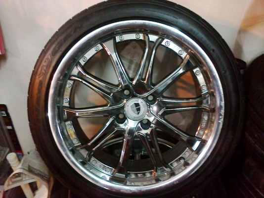 ขายแมกซ์ ขอบ 17 4รู พร้อมยาง 205/40/17 1ชุด