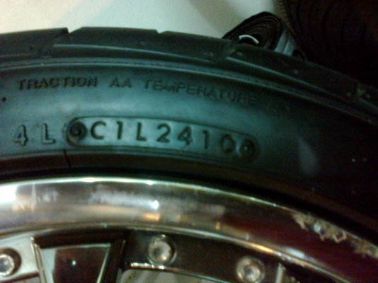 ขายแมกซ์ ขอบ 17 4รู พร้อมยาง 205/40/17 1ชุด