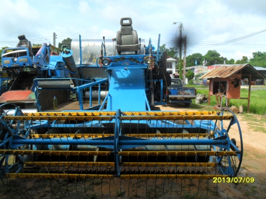 ขายรถเกี่ยวข้าวศักดิ์บิ๊ก37รองกระสอบ