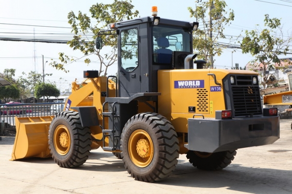 รถตักล้อยาง World W136&amp;W156 ขนาด 2-3 คิว รถใหม่ รับประกัน 1 ปี