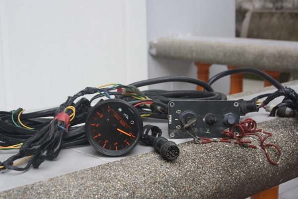 สวิทกุญแจพร้อมเกย์