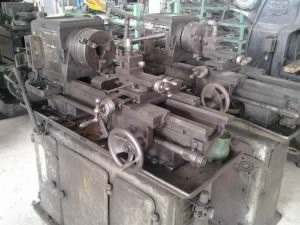 ขายครับขายเครื่องกลึง 4 ฟุต เกียร์กระตุก เพลาเดียว ต้าชิง ไม่มีชุดท้ายแท่น ขายตามสภาพ 25000 บาท มีบริการจัดส่งทั่วประเทศ 0814583376 , 029945332 ช่างเอก (มี 2 ตัว)