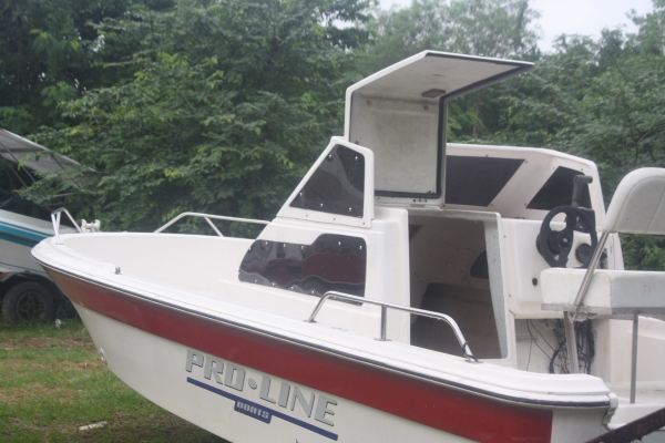 เรือ 21 ฟุตเครื่อง 140 ยามาฮ่า 0817213782