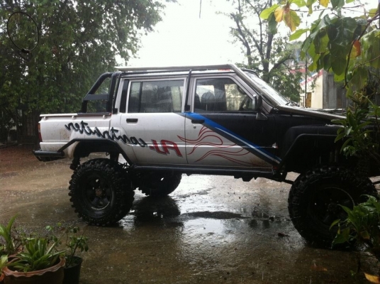 ขาย4X4 TOYOTA LS เครื่อง D16  4,300cc ลดเหลือ450,000 บาท 0896756294