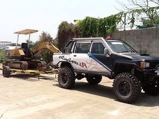 ขาย4X4 TOYOTA LS เครื่อง D16  4,300cc ลดเหลือ450,000 บาท 0896756294