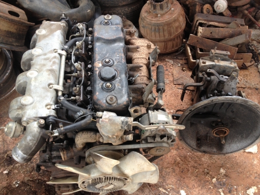 ขายเครื่อง 4BE1+เกียร์ พร้อมเกียร์ฝาก