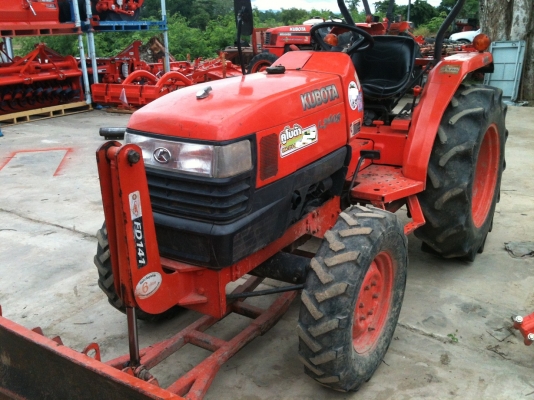 รถไถคูโบต้า L3408 พร้อมใบมีด ผานพรวน 6 จาน  จอบหมุน