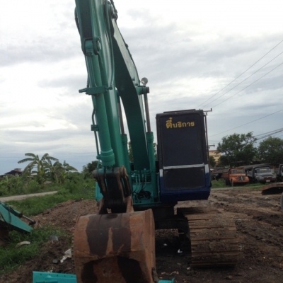 ขาย100L -5 สภาพดีพร้อมใช้งาน ราคาต่อรองได้ แอร์พร้อม ขายเพราะไม่มีคนขับ